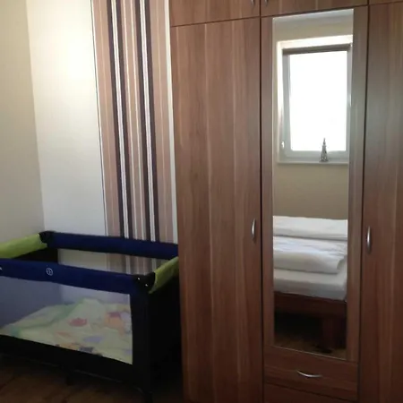 Zwoelf Apartament *